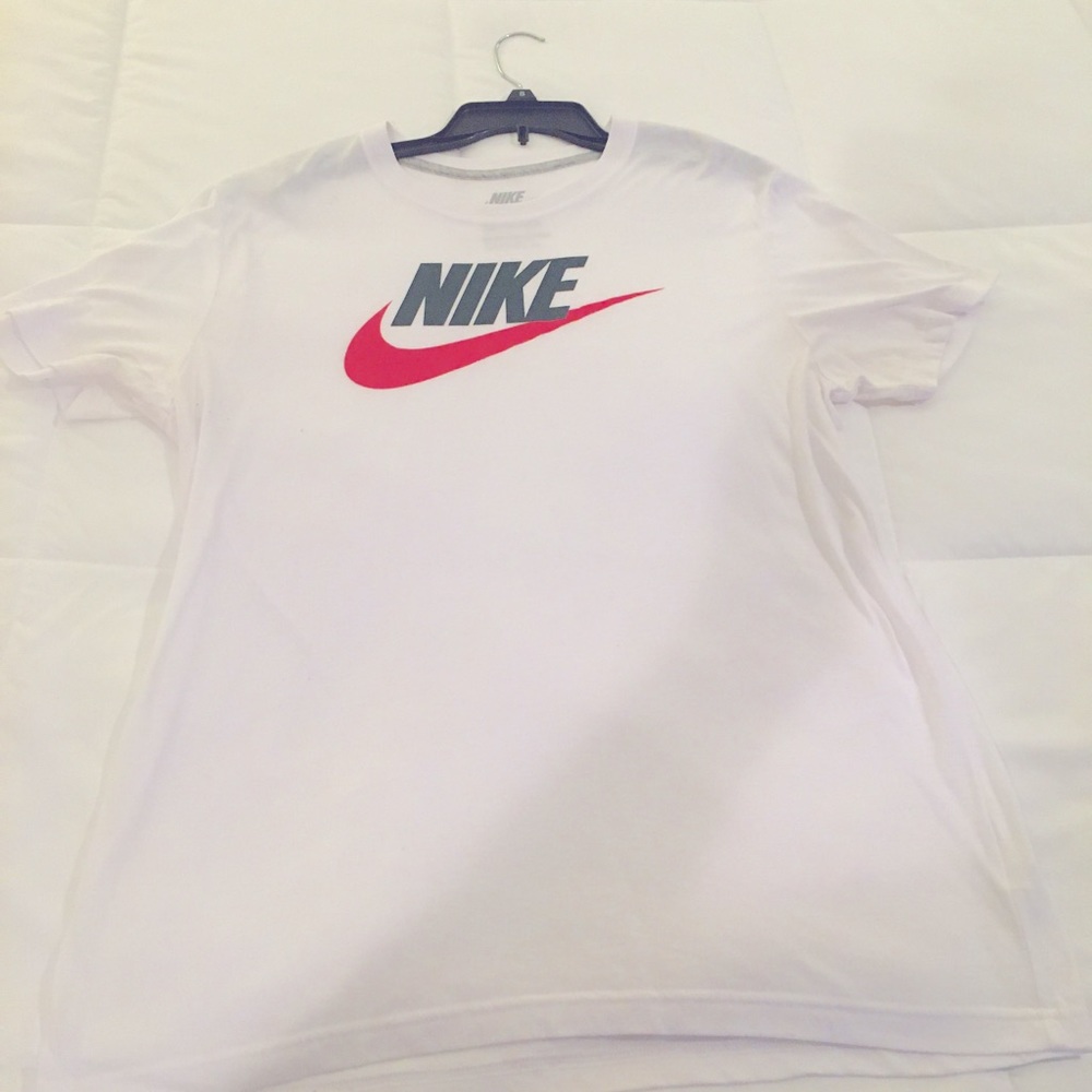 Nike Dri-Fit Logo Tee Athletic Cut - White